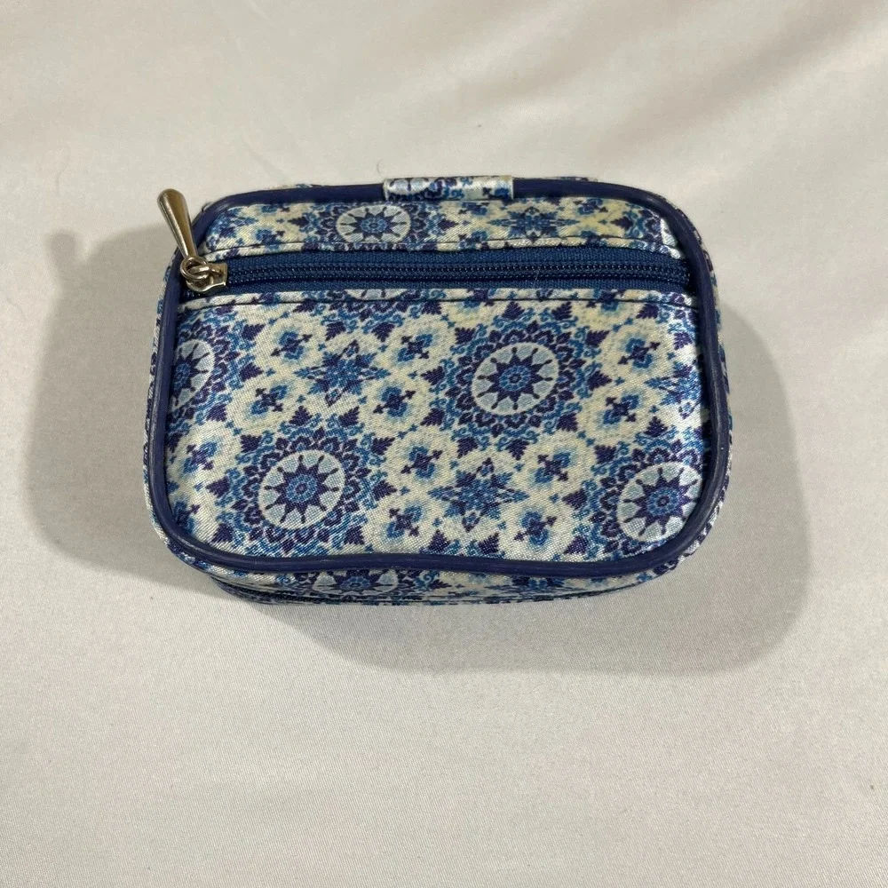 Fashion Smart Travel Pill Organizer Case Blue Floral 7 Day Weekly Storage